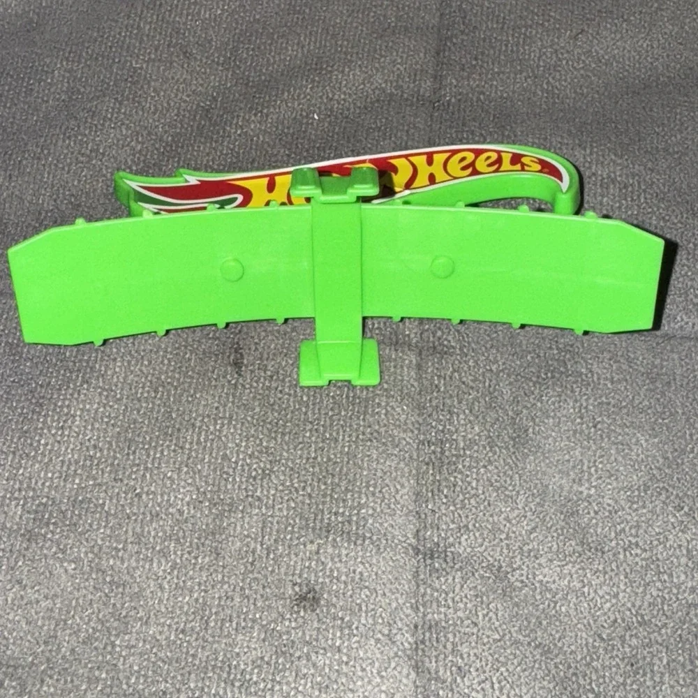 Hot Wheels replacement track